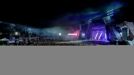 Peste 45.000 de festivalieri în prima zi Saga 2024
