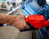 ”Starea de criză” declarată de Guvern ar putea ieftini carburanții cu 50 de bani pe litru! Există însă câteva riscuri