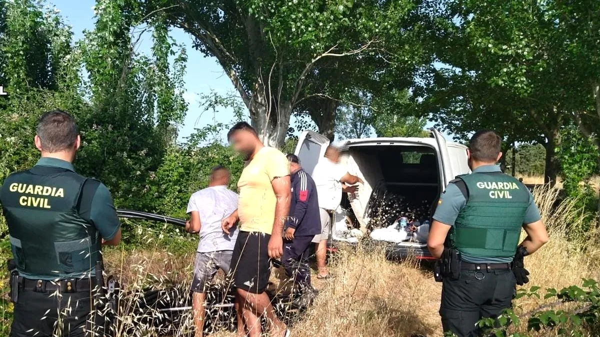 Infractorii români au trecut la cuprul spaniol