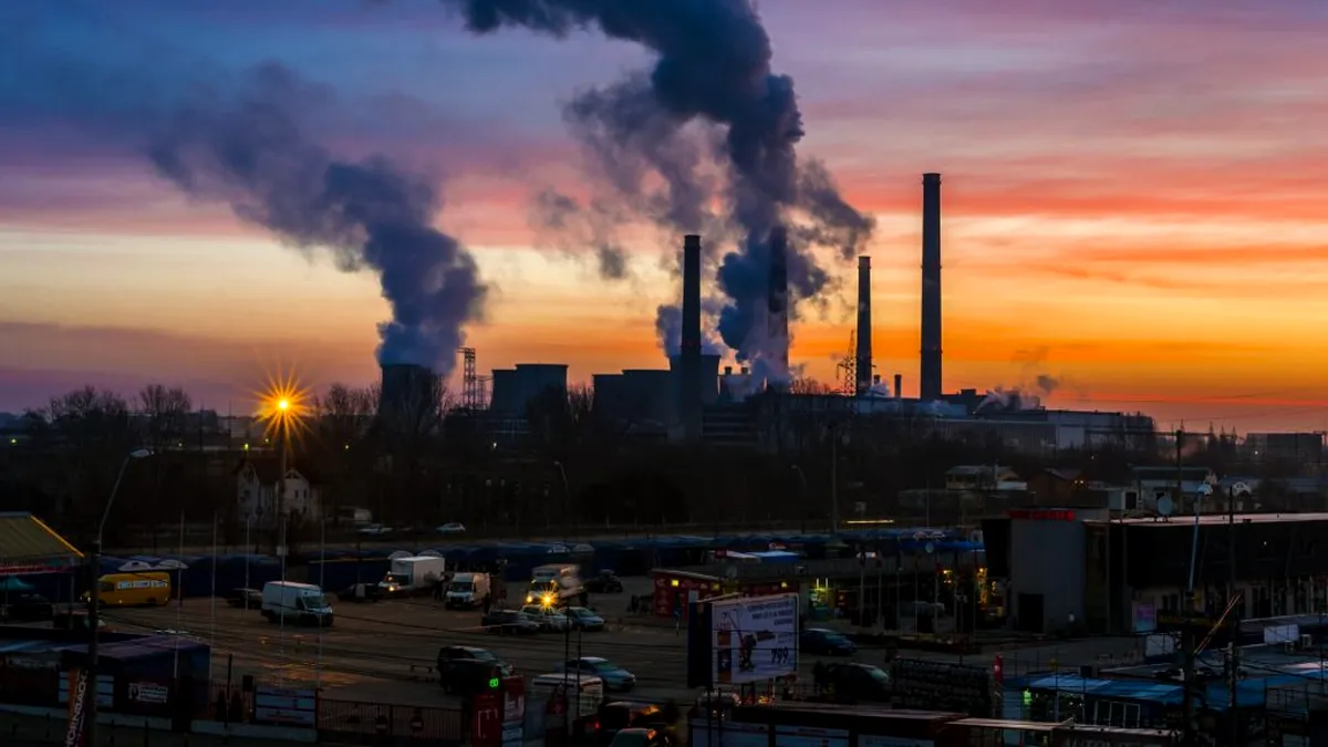 Studiu: Dacă poluarea s-ar reduce, ar putea fi evitate 50.000 de decese premature pe an în Europa