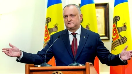 Ex-președintele Republicii Moldova, surprins: Dodon în troleibuz (VIDEO)