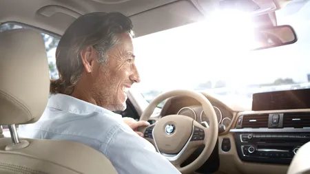 Probleme tehnice și controale mai stricte în industria auto. BMW recheamă 200.000 de vehicule