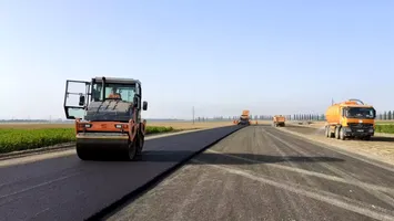 Progrese și întârzieri pe tronsoanele Autostrăzii Moldovei A7