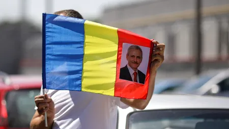Susținătorii lui Liviu Dragnea îl așteaptă să iasă din închisoare: „Tu ești curajul nostru!” (GALERIE FOTO)