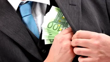 Șeful autoproclamat al procurorilor europeni, prins în flagrant la Delta Dunării pentru trafic de influență