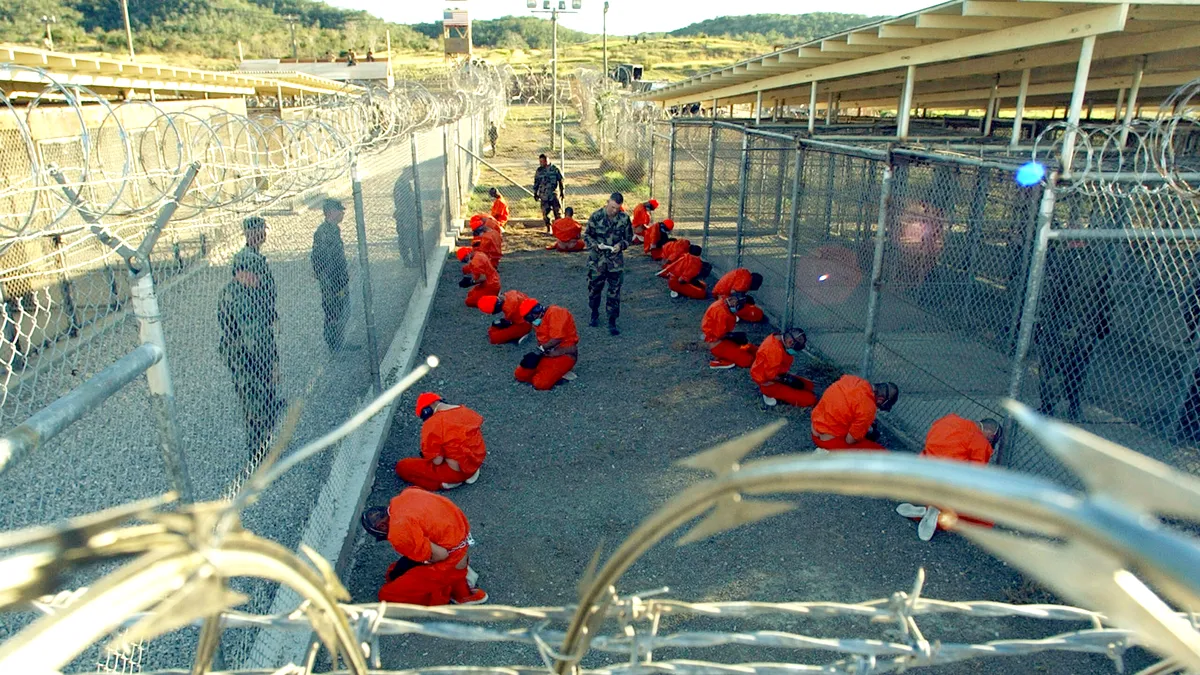 Guantanamo, noua amenințare pentru migranți ilegali, între care și 100 de români