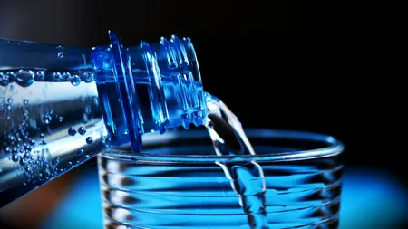 Câtă apă trebuie să bem zilnic? Reomandarea cu 1,5 litri e relativă
