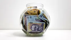 Amenzi mai mari pentru români. Guvernul dublează plafonul până la 10.000 de lei