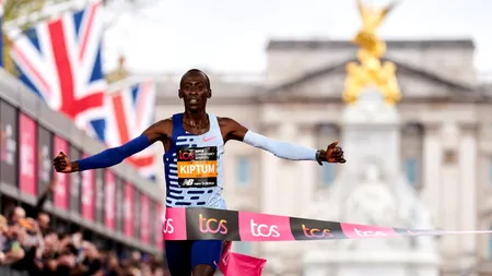 Kelvin Kiptum, deținătorul recordului mondial la maraton, a murit într-un accident rutier