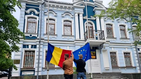 Limba oficială a minorității române din Ucraina este, începând de azi, limba română