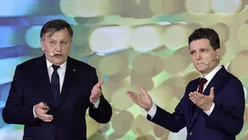 Crin Antonescu: „Nu mai dați târcoale PNL-ului” – replică acidă pentru Nicușor Dan în dezbaterea prezidențială