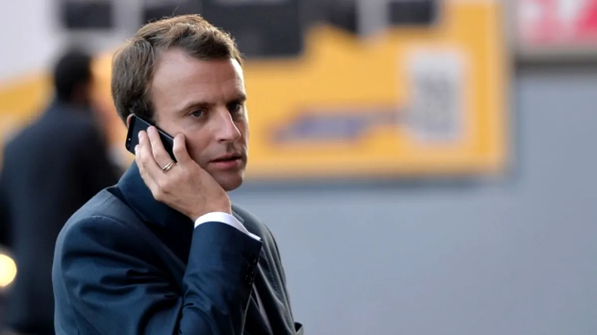 Macron, 100 de ore petrecute la telefon cu Vladimir Putin. Reacția marelui șahist Kasparov