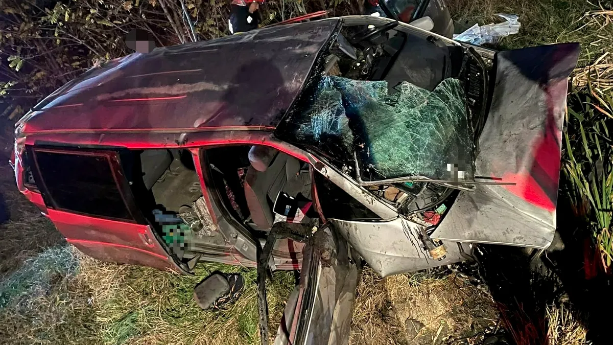 Accident grav pe DN 5. Două persoane au murit, după încercări disperate de resuscitare