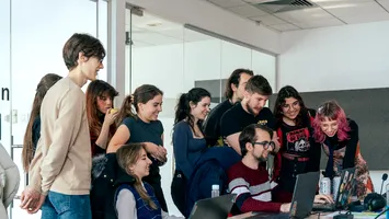 Pasionații de jocuri video și artă digitală devin una dintre cele mai căutate categorii de viitori studenți