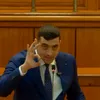 „Libertate pentru Călin Georgescu”. Ce a cerut George Simion de la tribuna Parlamentului, la votul pentru Guvernul Niculescu