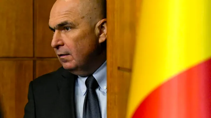 Guvernul strânge robinetul. Bolojan le spune primarilor să se descurce singuri