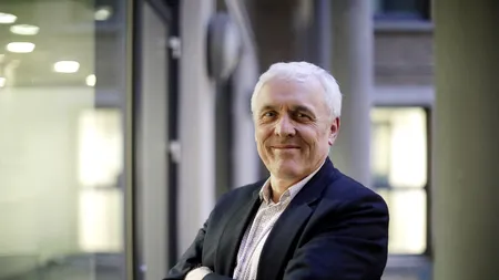 Fostul director al OMS nu crede într-un VACCIN care să funcționeze rapid