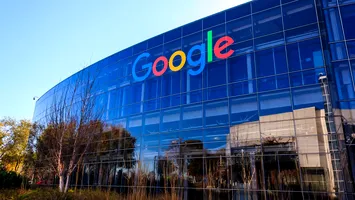 Google, lovitură de aproape 3 miliarde de euro de la Bruxelles. Comisia Europeană acuză abuzul pe piața reclamelor”