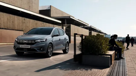 Francezii cumpără mai puţine automobile Dacia