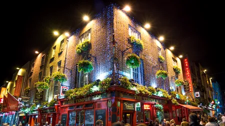 Irlanda ridică aproape toate restricțiile impuse de pandemia de Covid-19