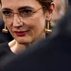 ÎCCJ cere miliardele, ÎCCJ va judeca dacă le primește. CCR lasă neatins marele conflict de interese instituțional
