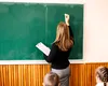 O profesoară de biologie, nevoită să demisioneze. Elevii au găsit imagini cu ea pe site-urile pentru adulți