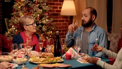 De ce ne certăm de sărbători cu familia și ce poți face ca să detensionezi situaţia