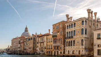 Palatul blestemat al Veneției. De ce fuge lumea de o bijuterie de 20 de milioane de euro