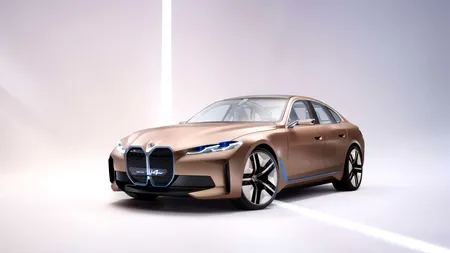 Oferta electrică a BMW crește cu flagship-ul iX și sedanul i4