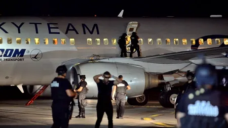 Aterizare de urgență pe Aeroportul Otopeni după o alertă cu bombă! SRI intervine!