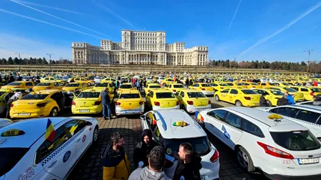 Protest al taximetriştilor în Piaţa Constituţiei împotriva ”concurenței neloiale”