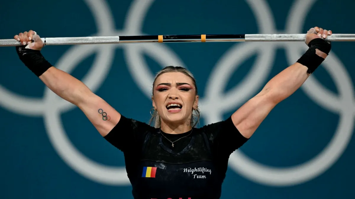 Mihaela Cambei: „Am avut un cârcel foarte mare la mâna stângă și o durere la cot. Am zis: Ori la bal, ori la spital”