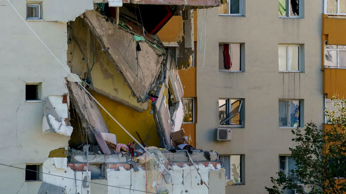 Ajutor pentru sinistrații din Rahova. Unde se poate dona pentru victimele exploziei