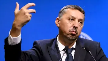 Paradoxul Educației: ministru demisionar cu atribuții depline