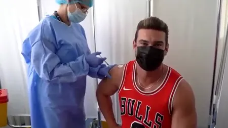 RO Vaccinare: „HÂTZ! Dorian Popa s-a vaccinat!”
