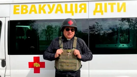 Mașina trimisului papei în Ucraina, prinsă într-un schimb de focuri pe linia frontului