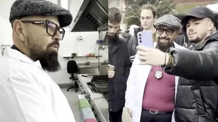 Șeful ANPC, descinderi la cantinele din Regie. Tinerii au stat la coadă să facă poze cu Piedone (VIDEO)