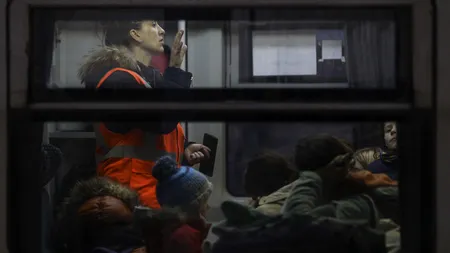 Guvernul a aprobat gratuități la transportul refugiaților din Ucraina