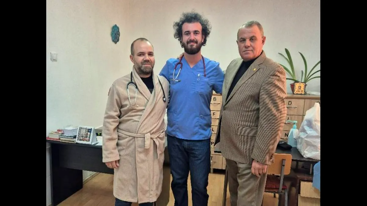 Povestea medicului pediatru care s-a întors să îngrijească copiii din satul în care a crescut