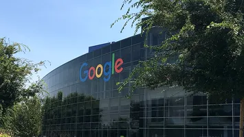 Google a pierdut bătălia cu Android. Decizia UE: gigantul american va plăti o amendă record de 4.1 miliarde