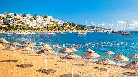 Staţiunea preferată de români, în declin: de la vedeta sezonului estival la deșertul turistic al verii 2025