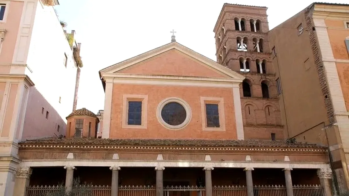 Îngerul Meloni sau cum ajunge politica pe boltă, între tencuială și orgoliu