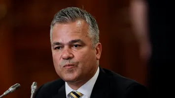 Adrian Veștea, replică pentru USR, după ce au acuzat că nu pot susține un guvern care „se naște din trădare”