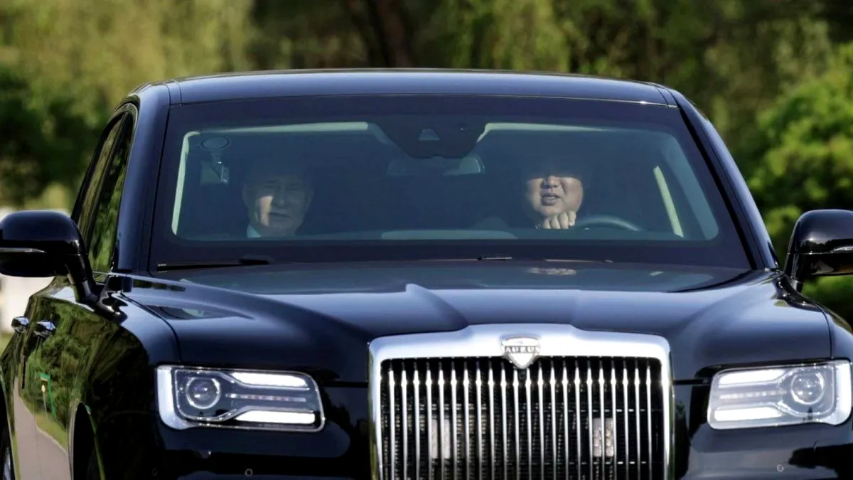 Putin i-a oferit lui Kim Jong Un o limuzină care are componente din Coreea de Sud