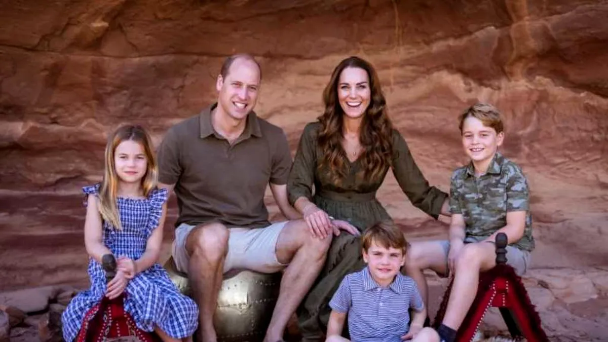 Prințul William și Kate au publicat poza pentru felicitarea de Crăciun 2021, o poză cu familia în vacanță în Iordania