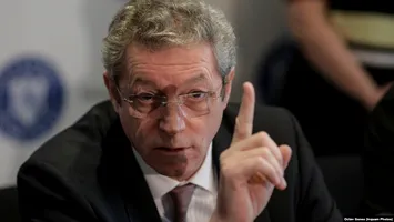 La propunerea lui Adrian Streinu-Cercel, PSD, AUR și USR pregătesc instaurarea dictaturii medicale