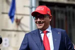 Cum vrea Victor Ponta să intre, pe ușa din dos, în grațiile aleșilor locali
