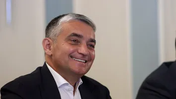 Cum funcționa rețeaua de corupție de la Sinaia: Detalii despre reținerea primarului Vlad Oprea