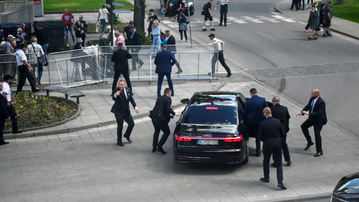 Robert Fico, în continuare în stare gravă, dar ”stabilă” după tentativa de asasinat
