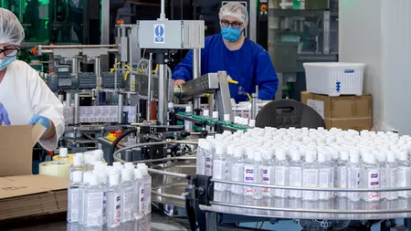 Cine este producătorul român de cosmetice care vrea să-și dubleze producția cu o fabrică nouă